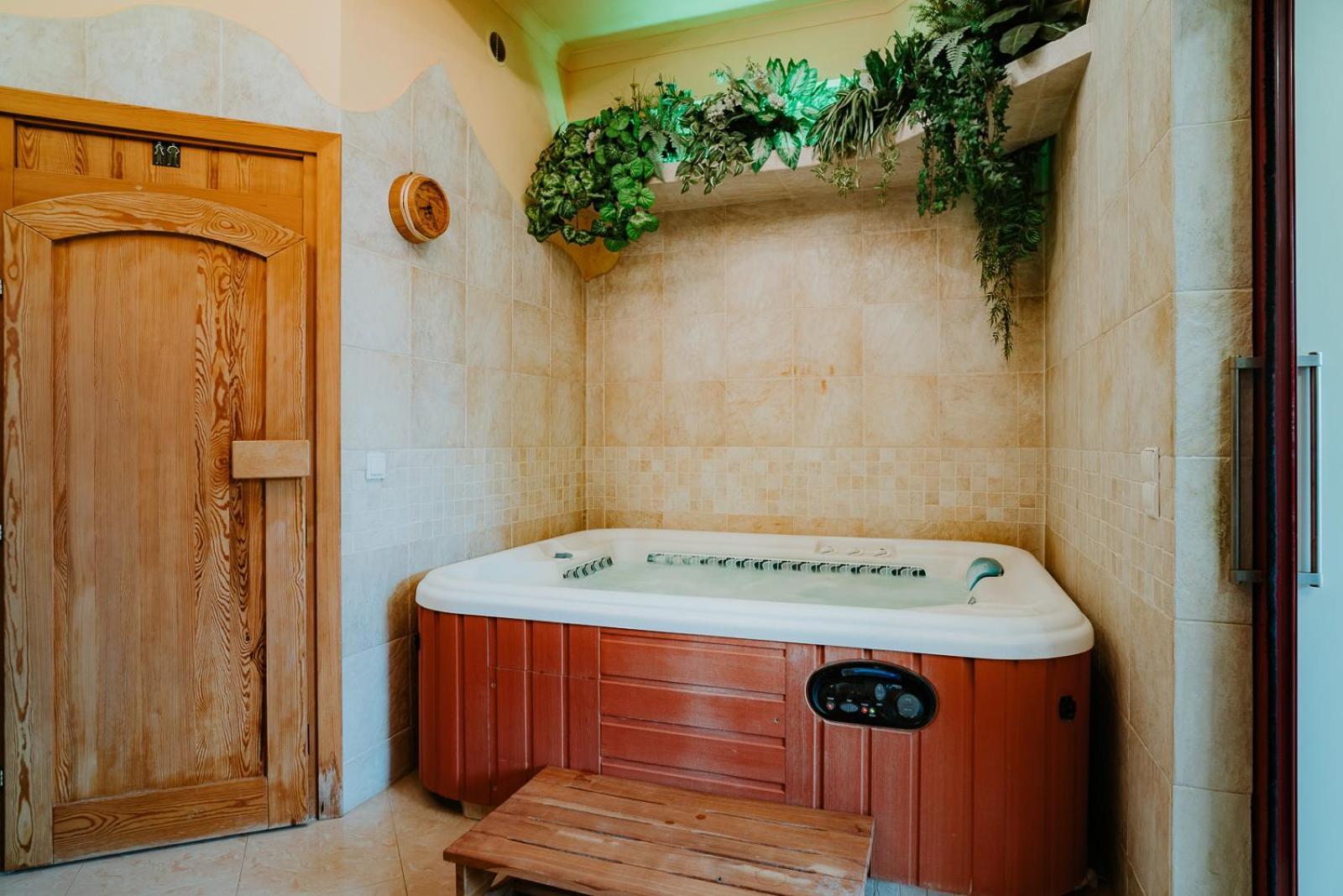 Apartamenty Pod Dzwonkiem Wadowice Dış mekan fotoğraf