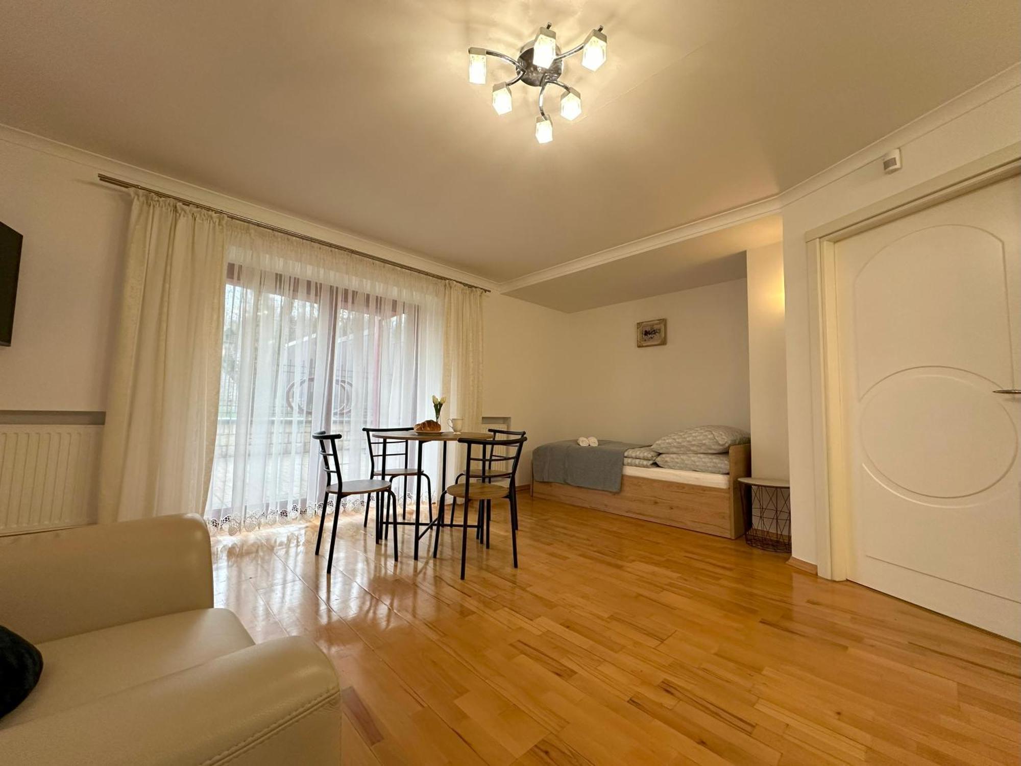 Apartamenty Pod Dzwonkiem Wadowice Dış mekan fotoğraf